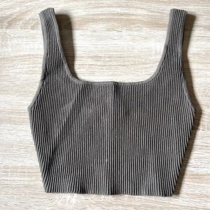 Aritzia Sculpt Knit Crop Top Green XS